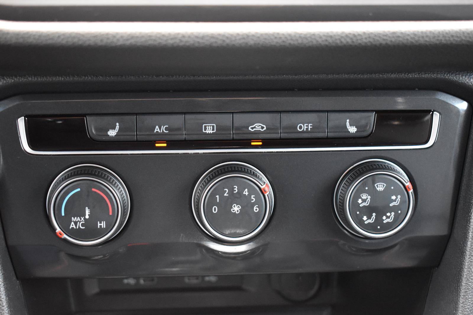 Used 2024 Volkswagen Tiguan Wolfsburg Edition AWD/4WD image 9