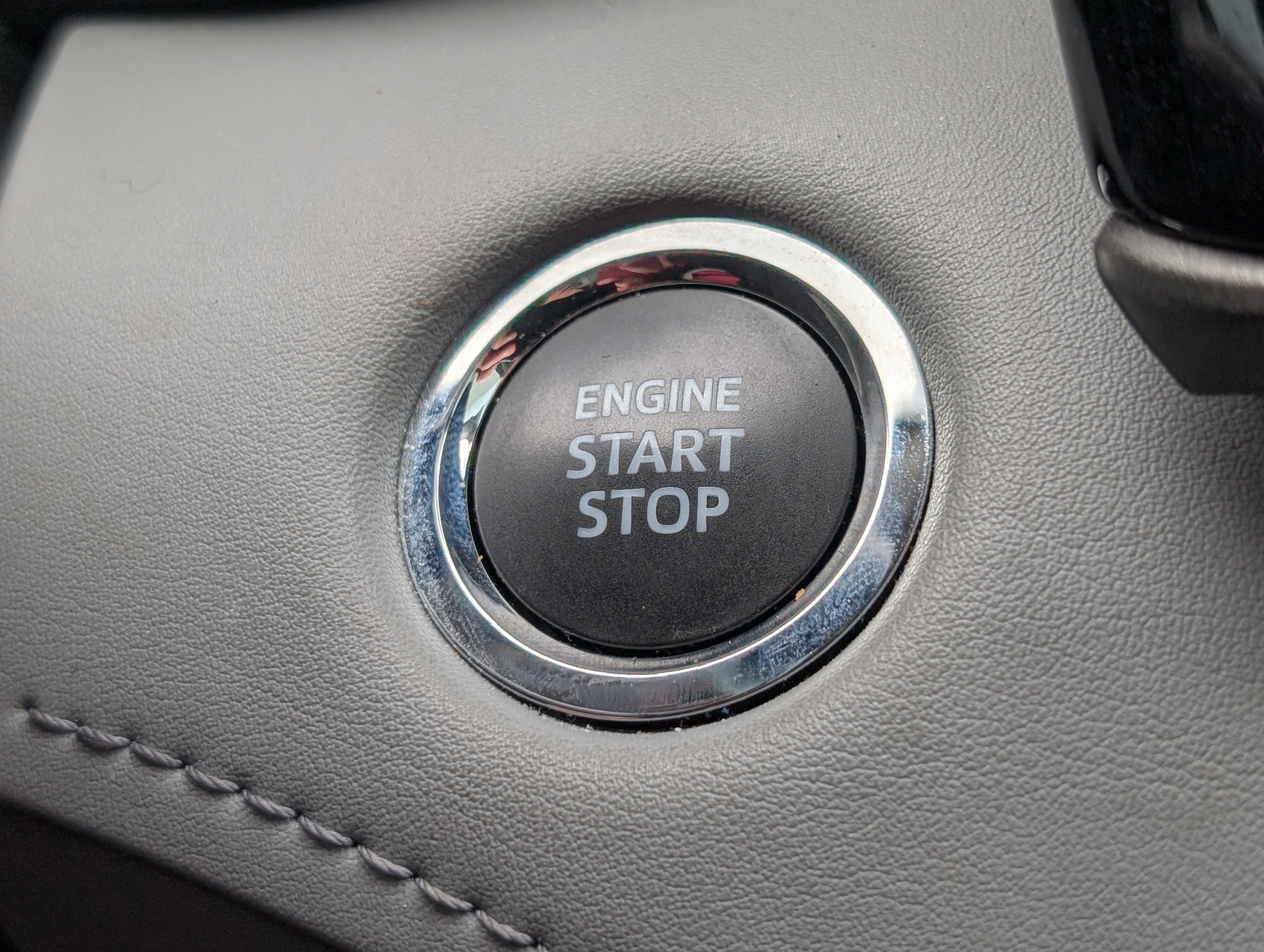 Used 2023 Toyota Highlander L image 24