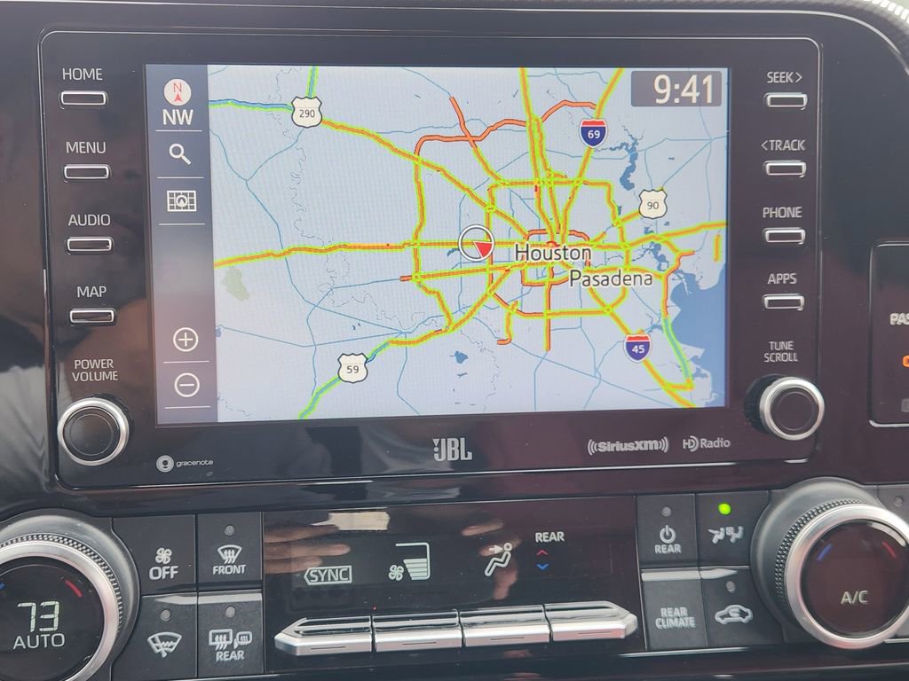 Used 2021 Toyota Highlander XSE FWD image 16