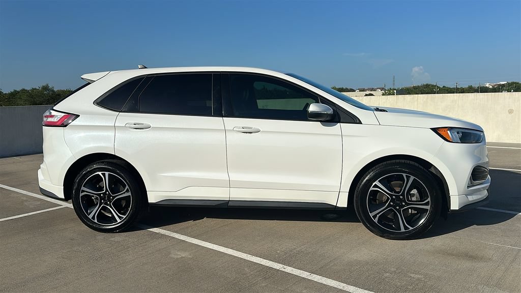 Used 2023 Ford Edge ST w/ Cargo Accessory Package AWD/4WD image 14