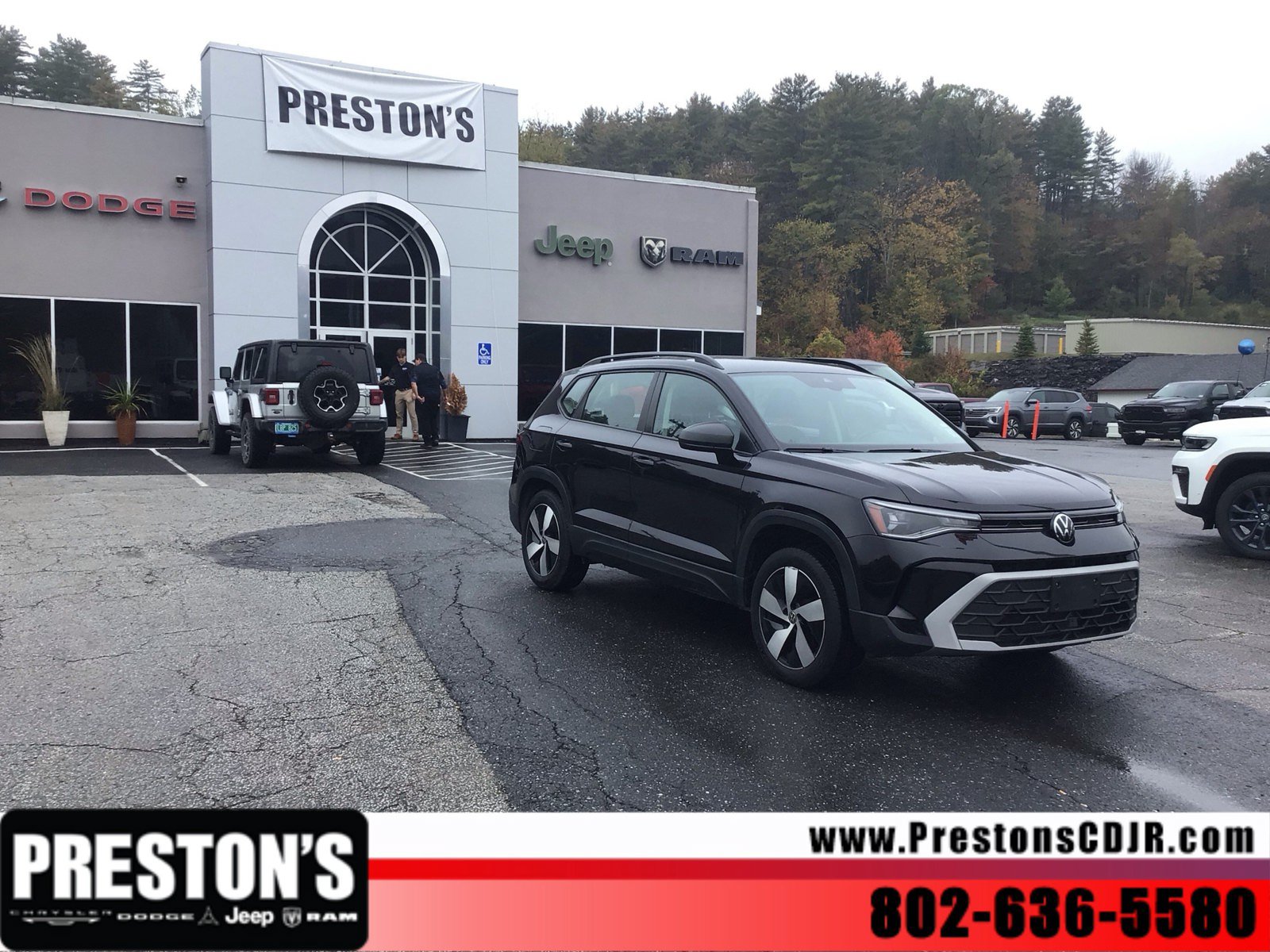 Used 2025 Volkswagen Taos S AWD/4WD image 7