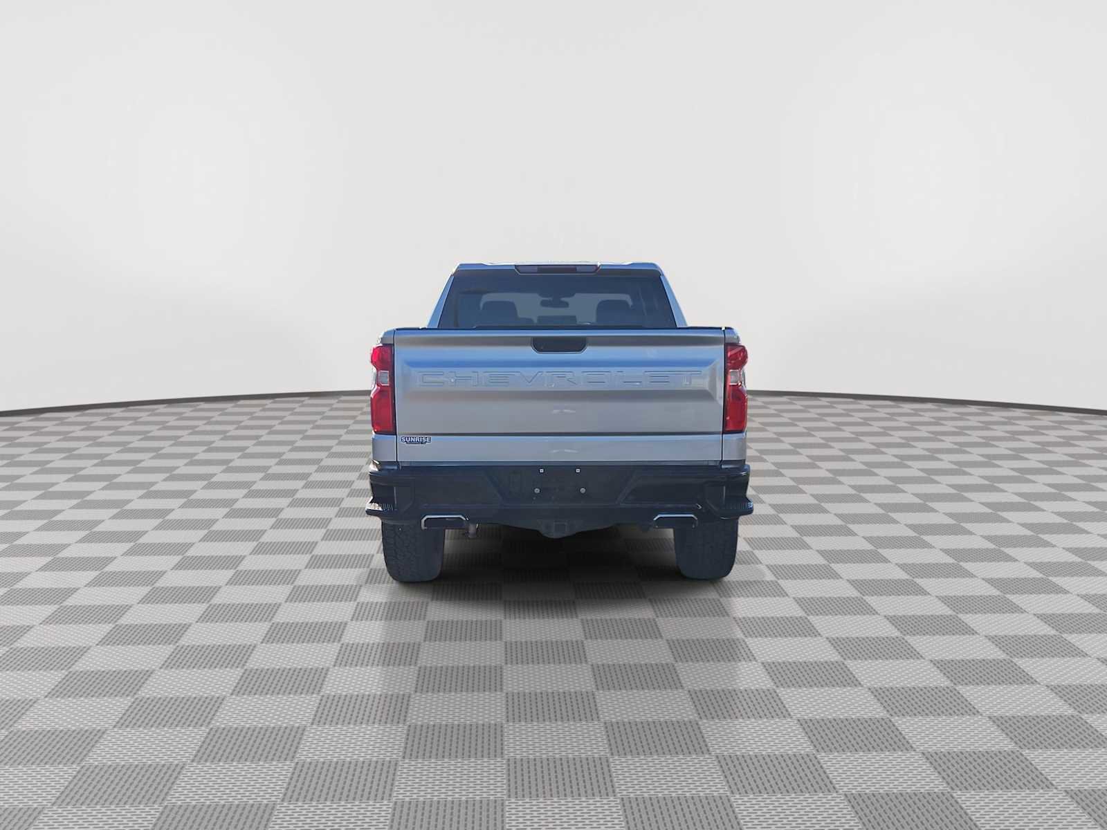 Used 2019 Chevrolet Silverado 1500 LT Trail Boss w/ Convenience Package image 7