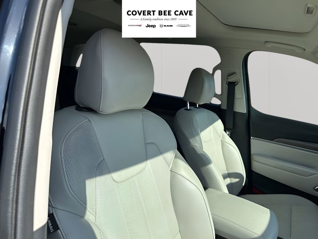 Used 2020 Kia Telluride EX w/ EX Premium Package image 16