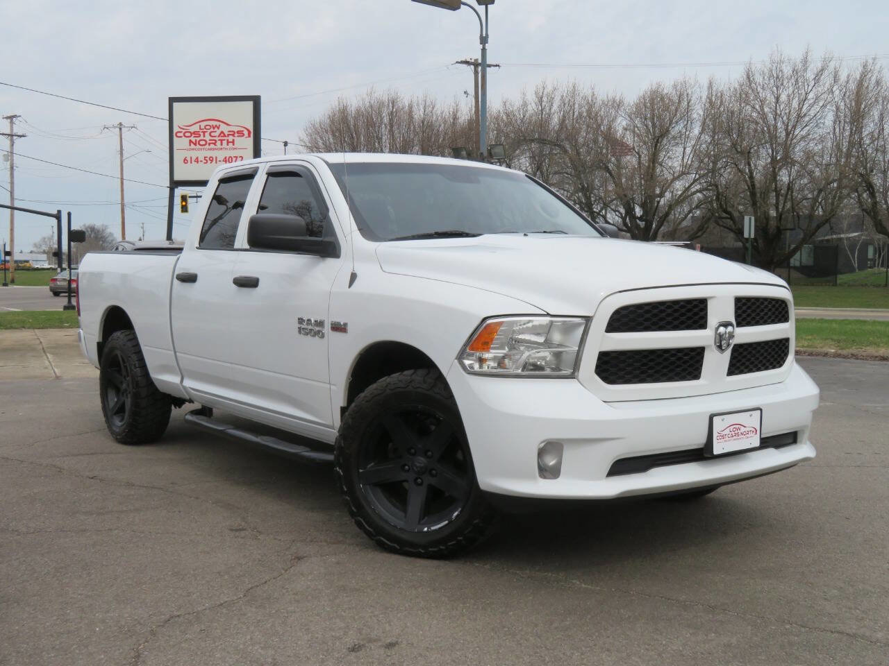 Used 2017 RAM 1500 Express image 1