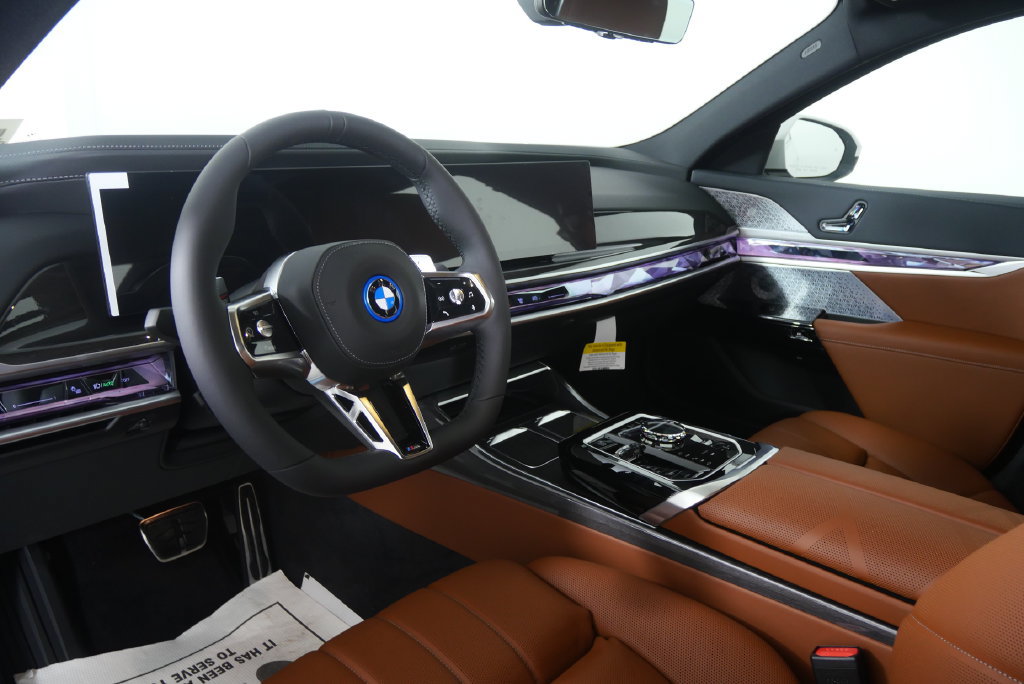 New 2026 BMW 750e xDrive w/ Executive Package AWD/4WD image 13