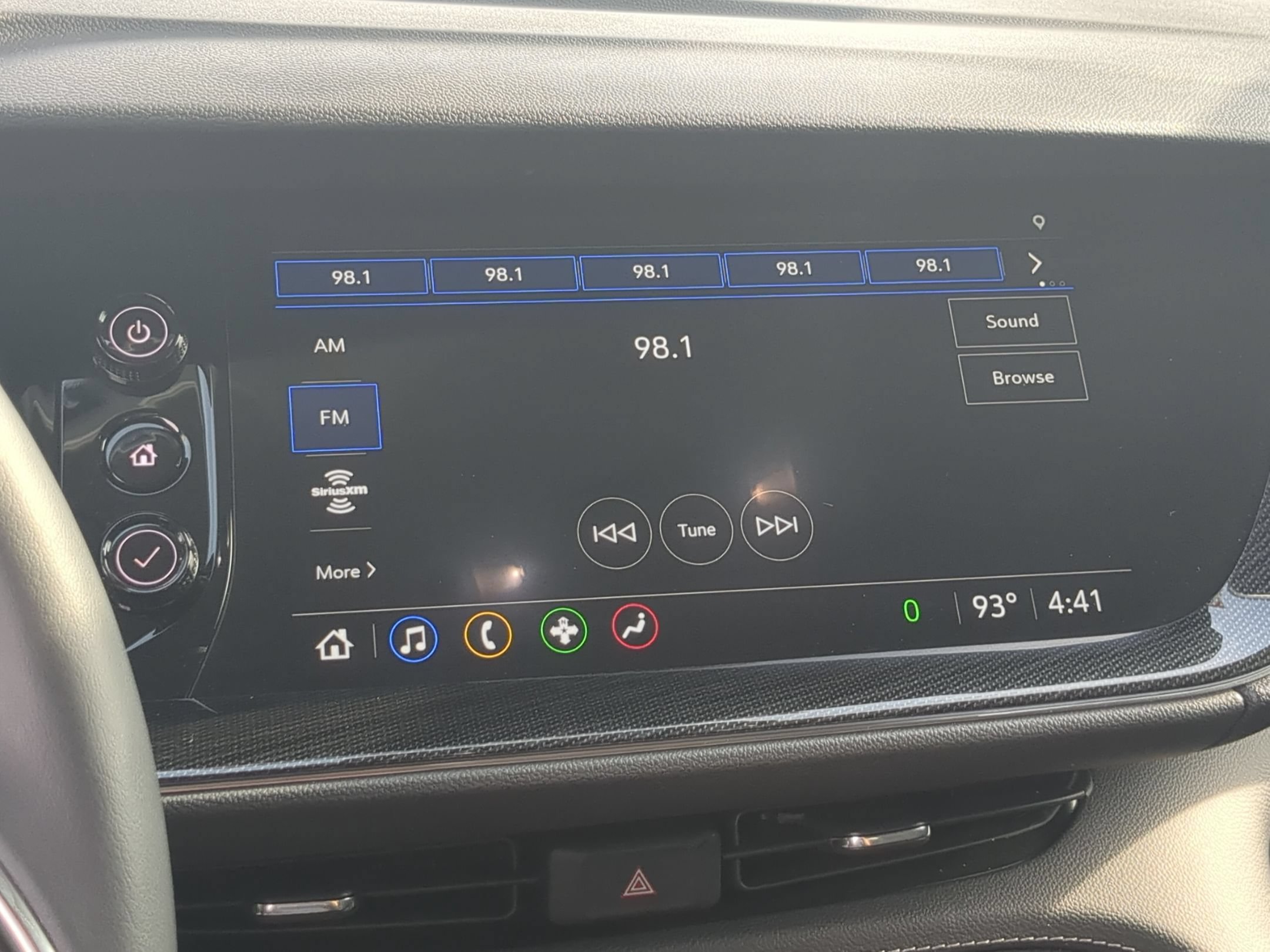 Certified 2023 Buick Envision Preferred AWD/4WD image 12