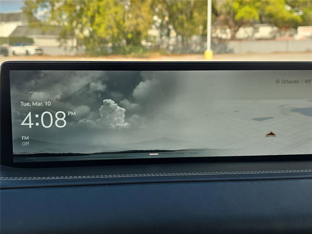 Used 2024 Genesis GV80 3.5T image 18