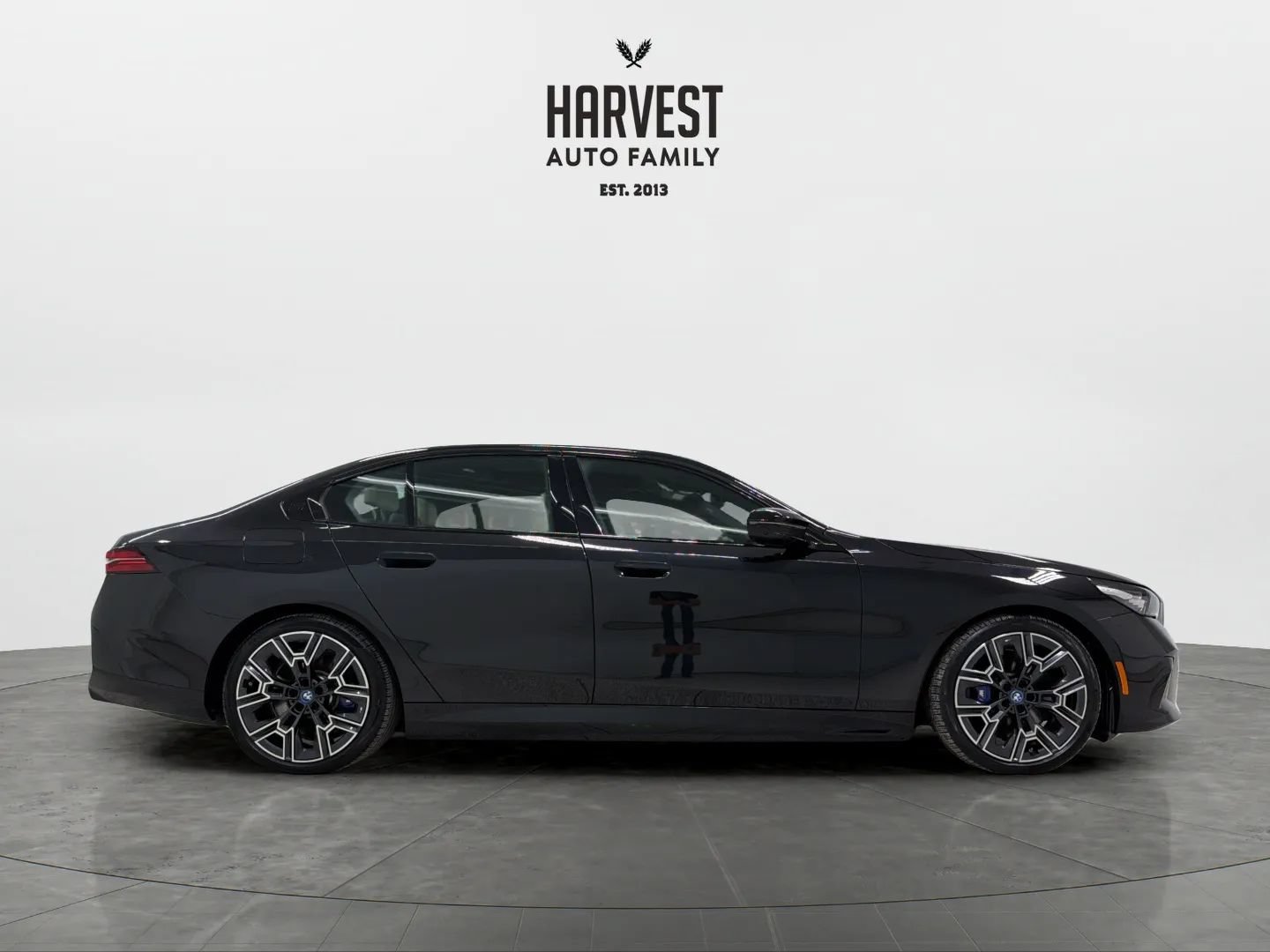 Used 2024 BMW i5 M60 w/ Premium Package AWD/4WD image 8