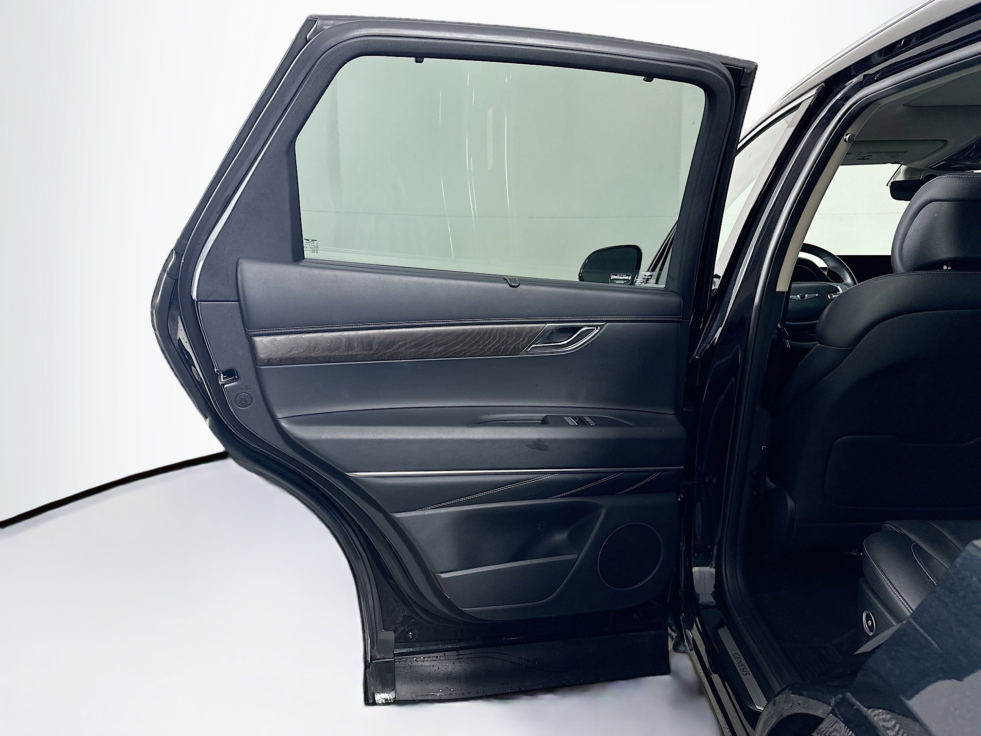 Used 2024 Genesis GV80 3.5T image 27