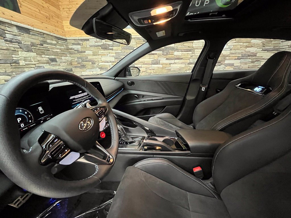 Used 2023 Hyundai Elantra N w/ Preferred Accessory Package FWD image 19