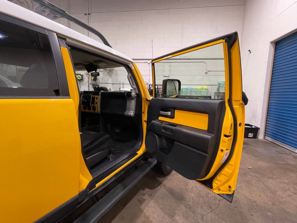 Used 2007 Toyota FJ Cruiser 4WD image 31