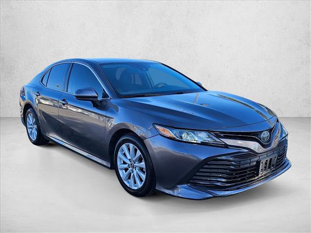 Used 2019 Toyota Camry LE image 4