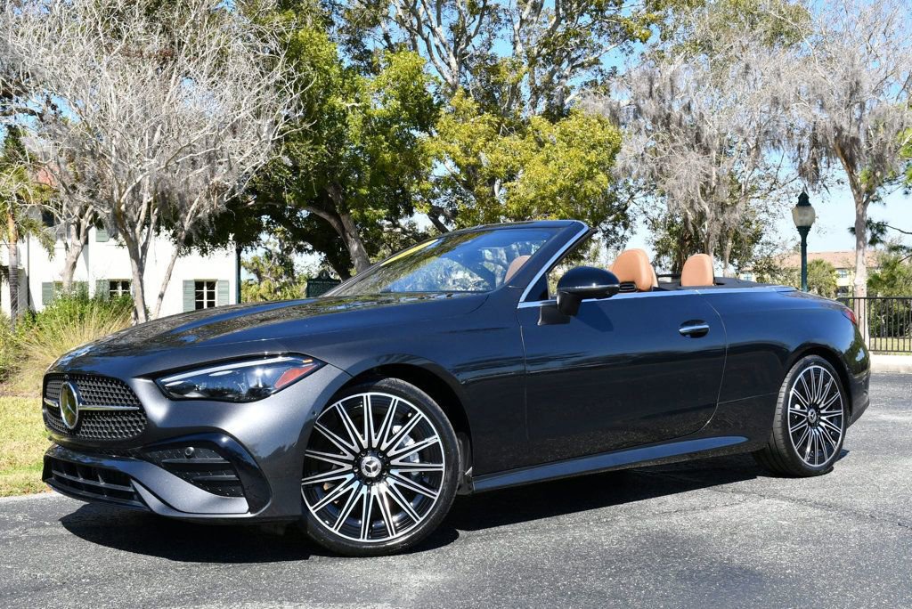Used 2024 Mercedes-Benz CLE 450 4MATIC Cabriolet image 20