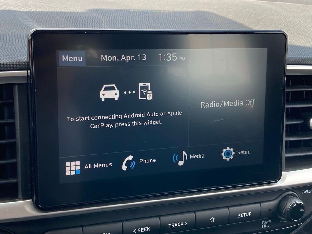 Used 2025 Hyundai Venue SEL FWD image 19