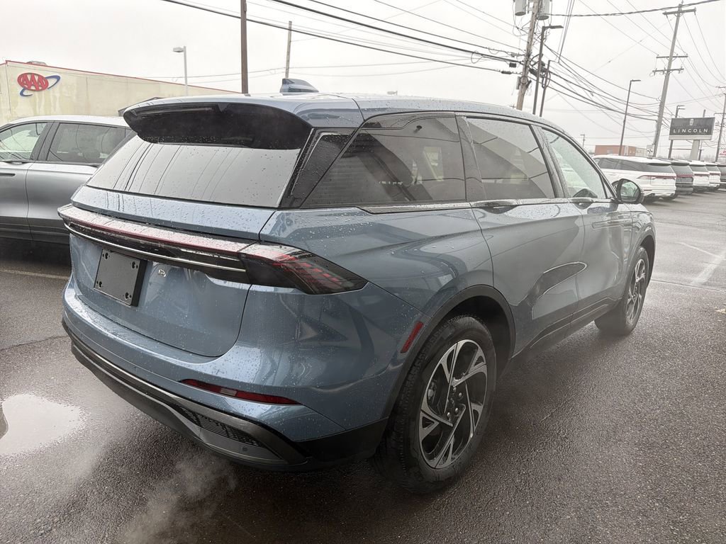 New 2026 Lincoln Nautilus Premier w/ Equipment Group 102A image 3