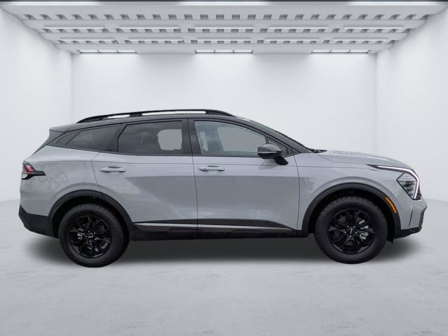 Used 2024 Kia Sportage X-Pro AWD/4WD image 3