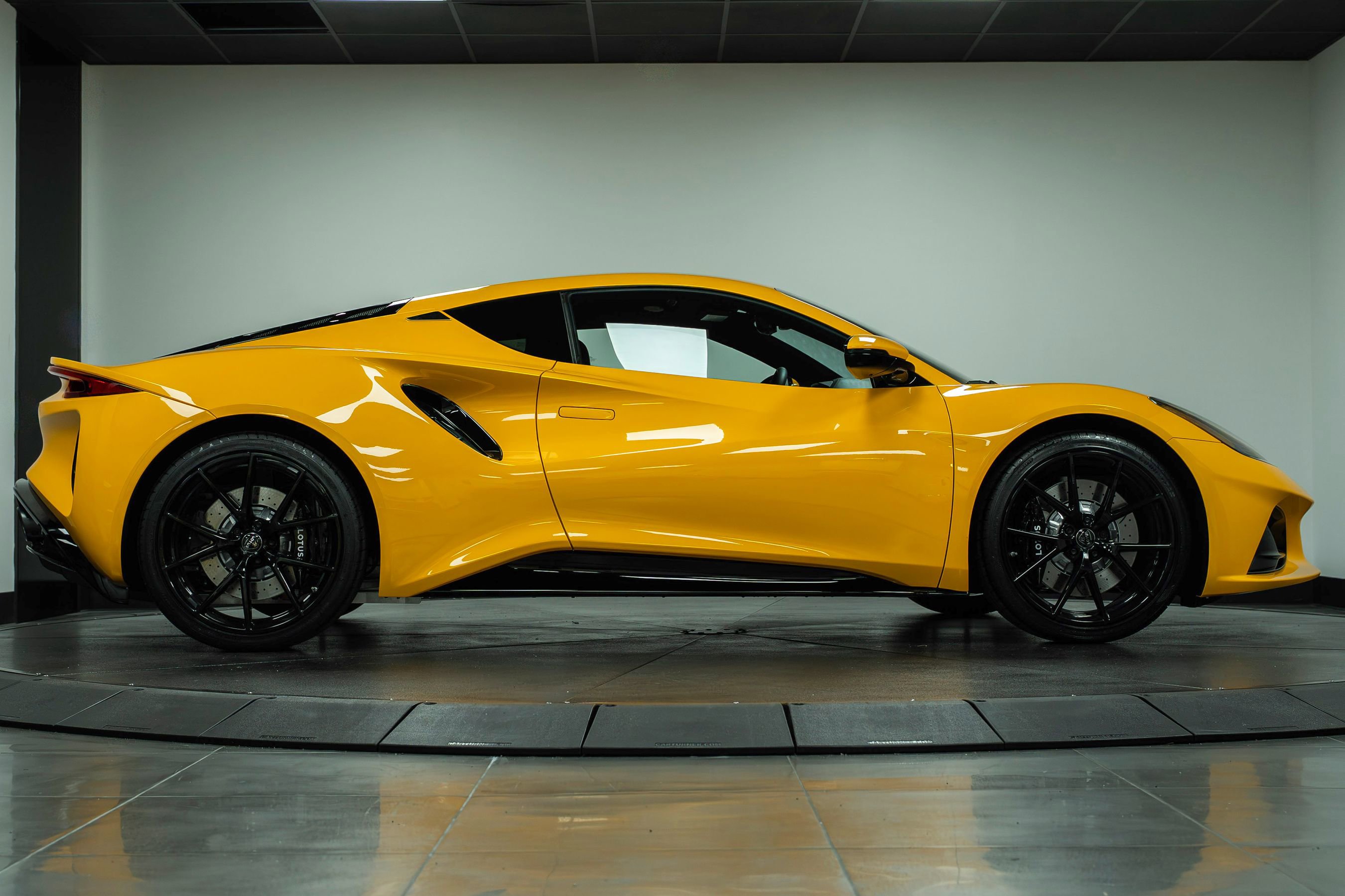 New 2026 Lotus Emira RWD image 5