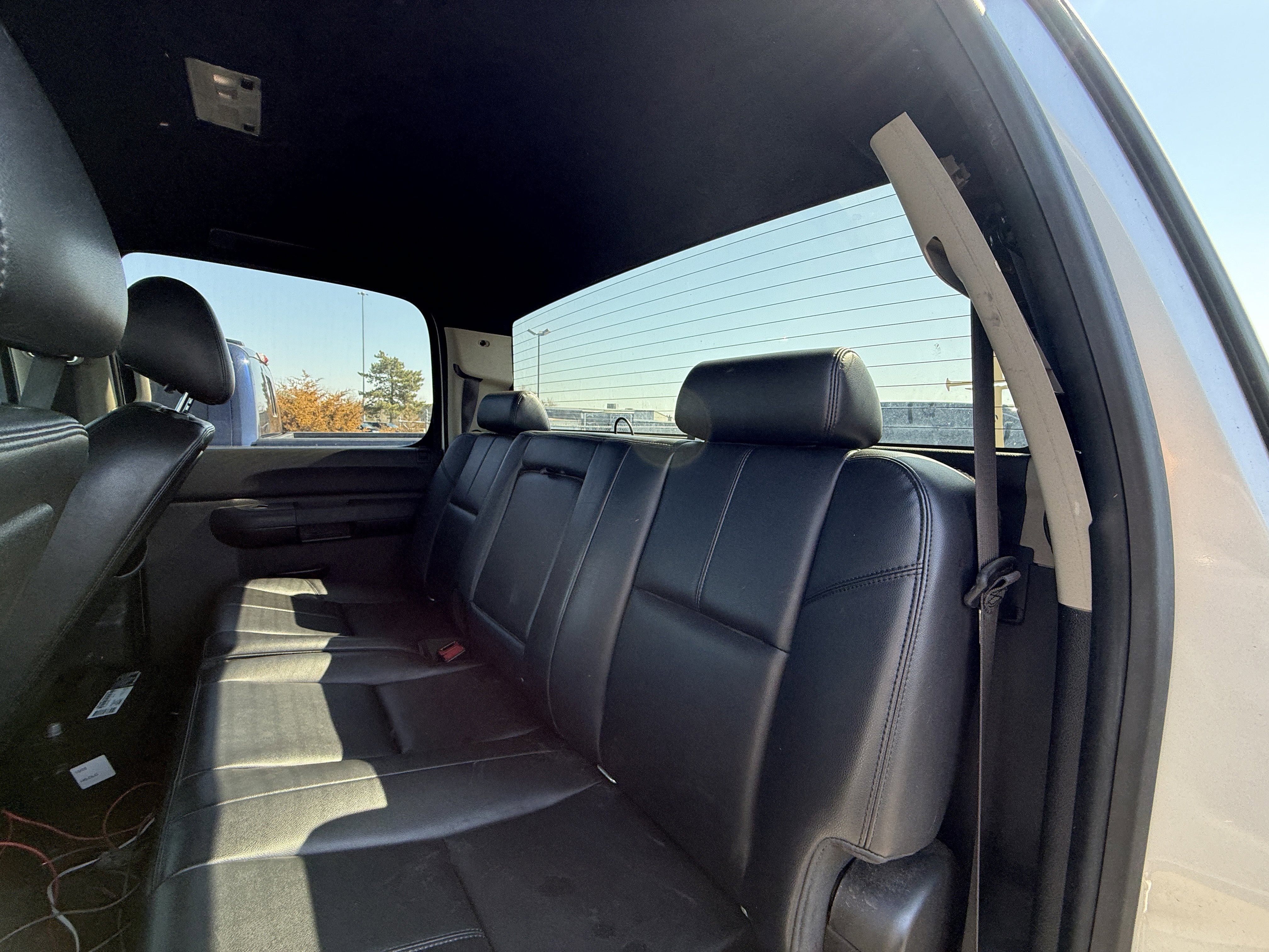 Used 2014 Chevrolet Silverado 2500 LT w/ Z71 Appearance Package AWD/4WD image 8