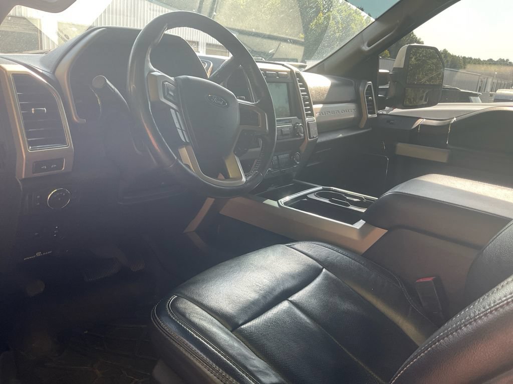 Used 2020 Ford F250 Lariat w/ Lariat Ultimate Package AWD/4WD image 12