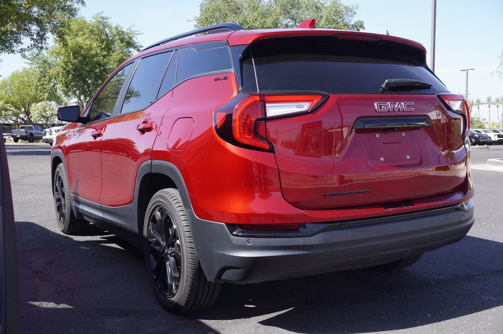 Certified 2022 GMC Terrain SLE w/ Driver Convenience Package FWD image 7