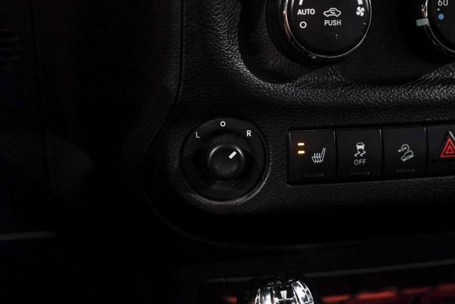 Used 2017 Jeep Wrangler Rubicon AWD/4WD image 52