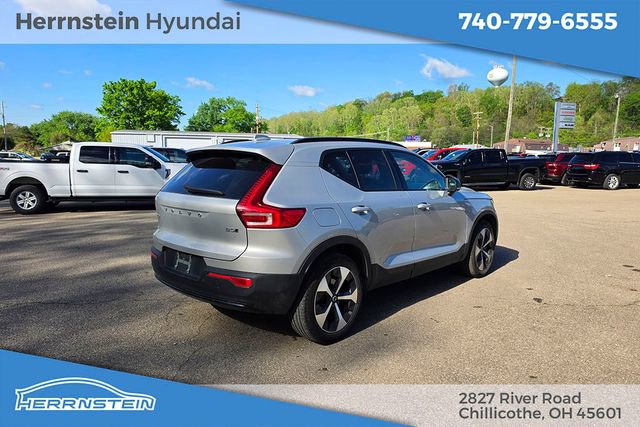 Used 2024 Volvo XC40 B5 Plus w/ Climate Package AWD/4WD image 33
