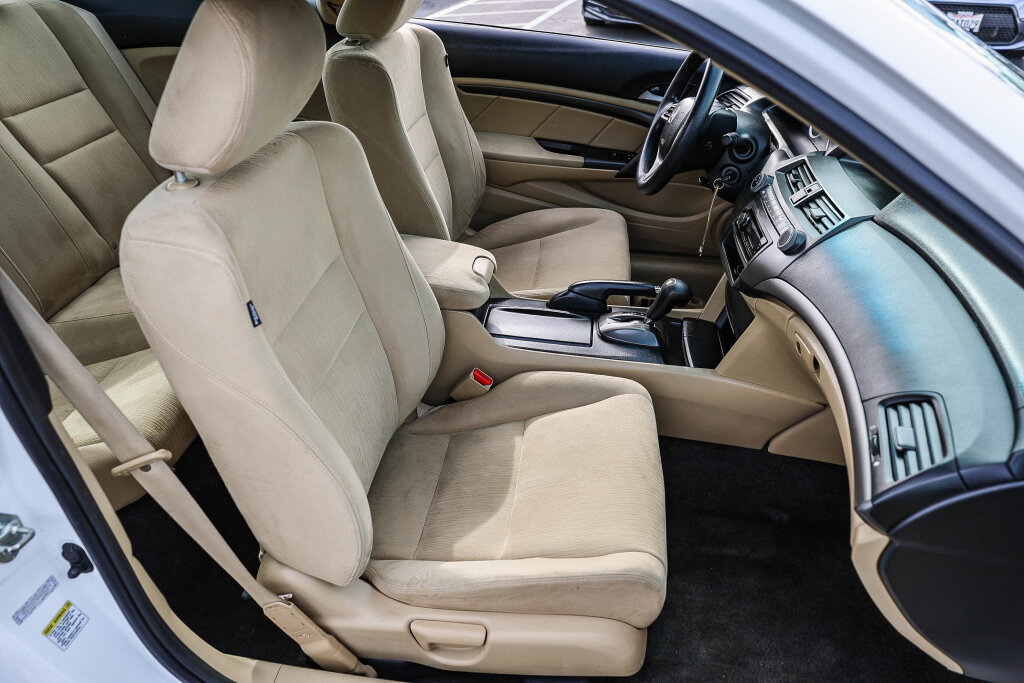 Used 2011 Honda Accord LX-S image 7