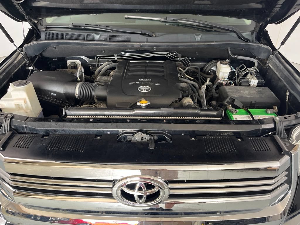 Used 2017 Toyota Tundra SR5 AWD/4WD image 9
