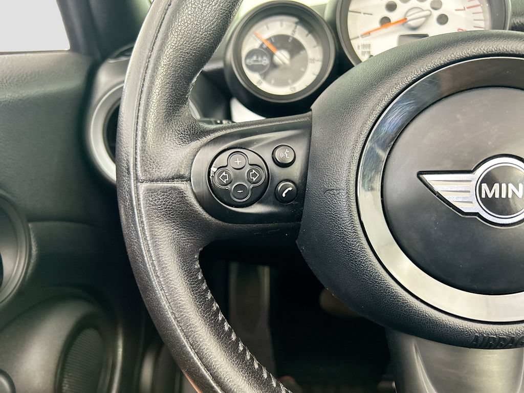 Used 2013 MINI Cooper Convertible FWD image 11