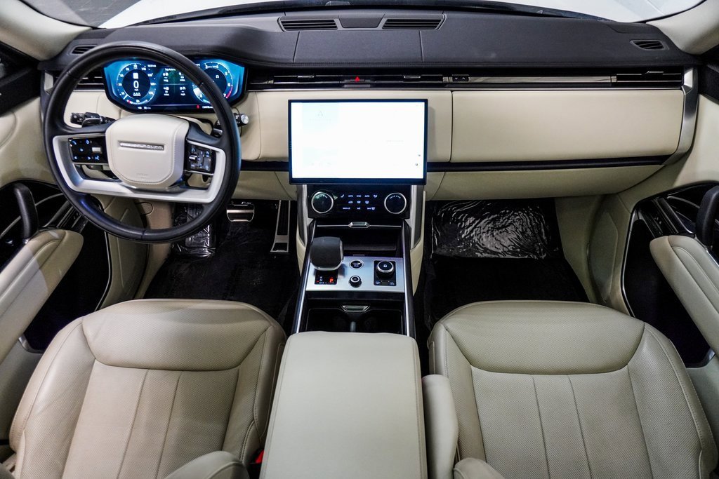 Used 2023 Land Rover Range Rover SE image 27
