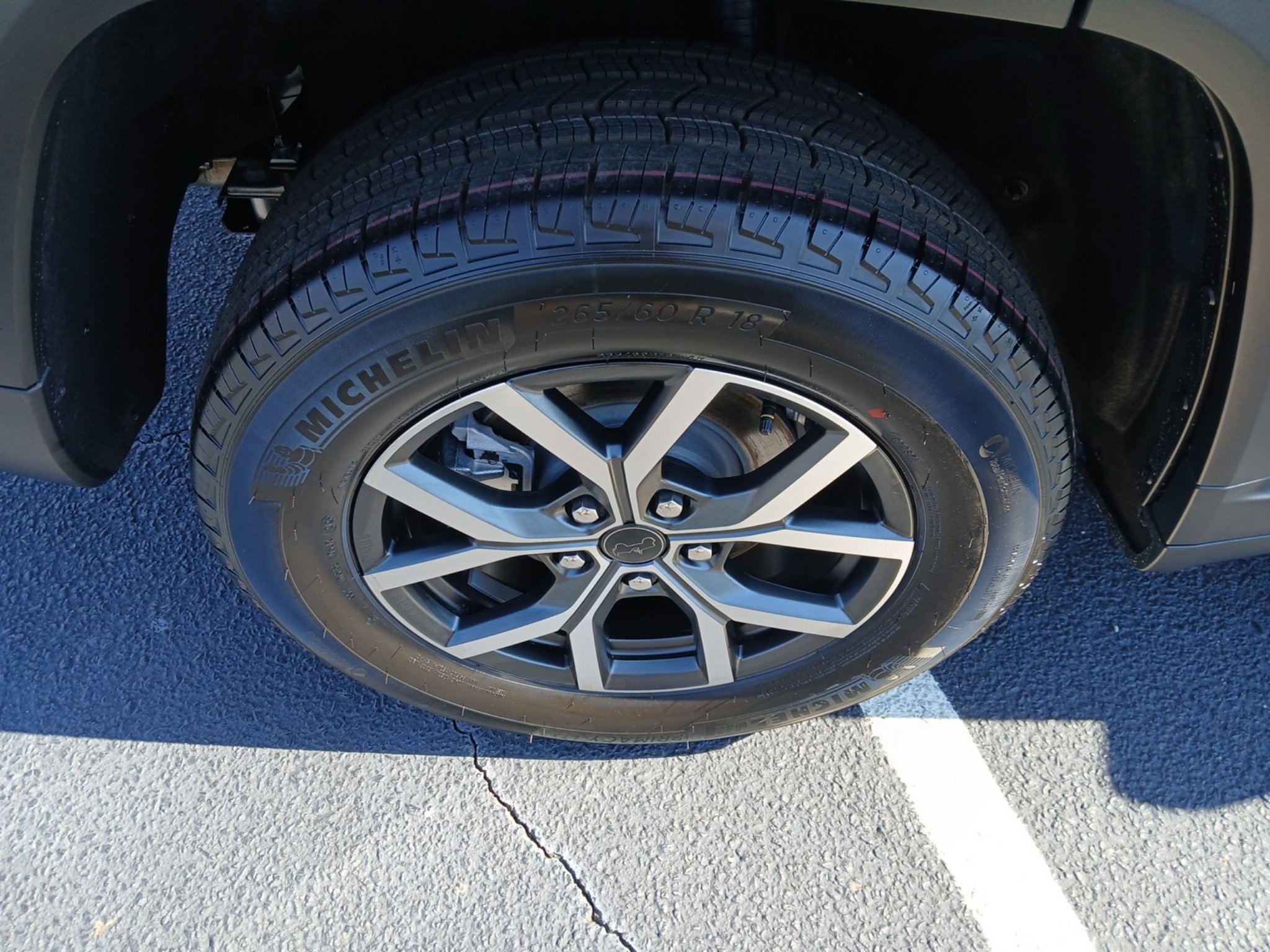 New 2027 Jeep Grand Cherokee Laredo X RWD image 19