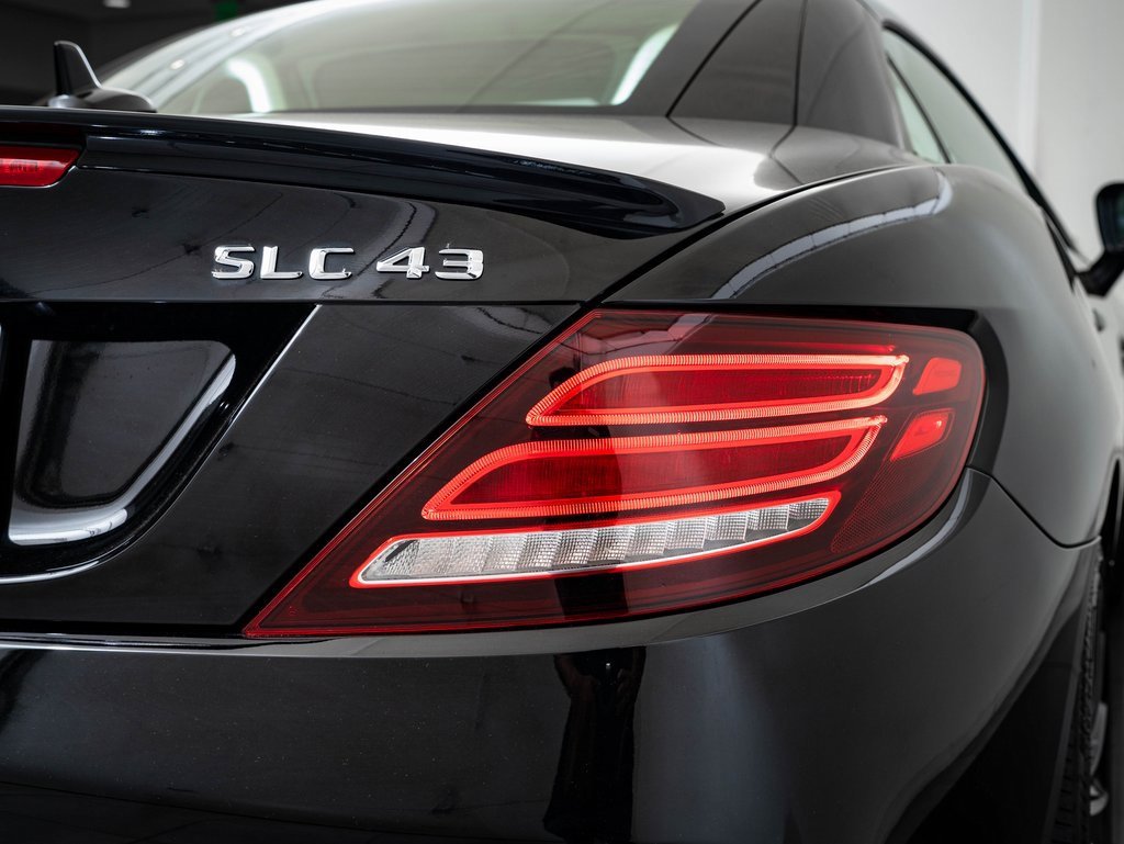Used 2017 Mercedes-Benz SLC 43 AMG image 19