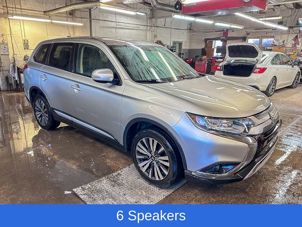 Used 2019 Mitsubishi Outlander AWD image 2