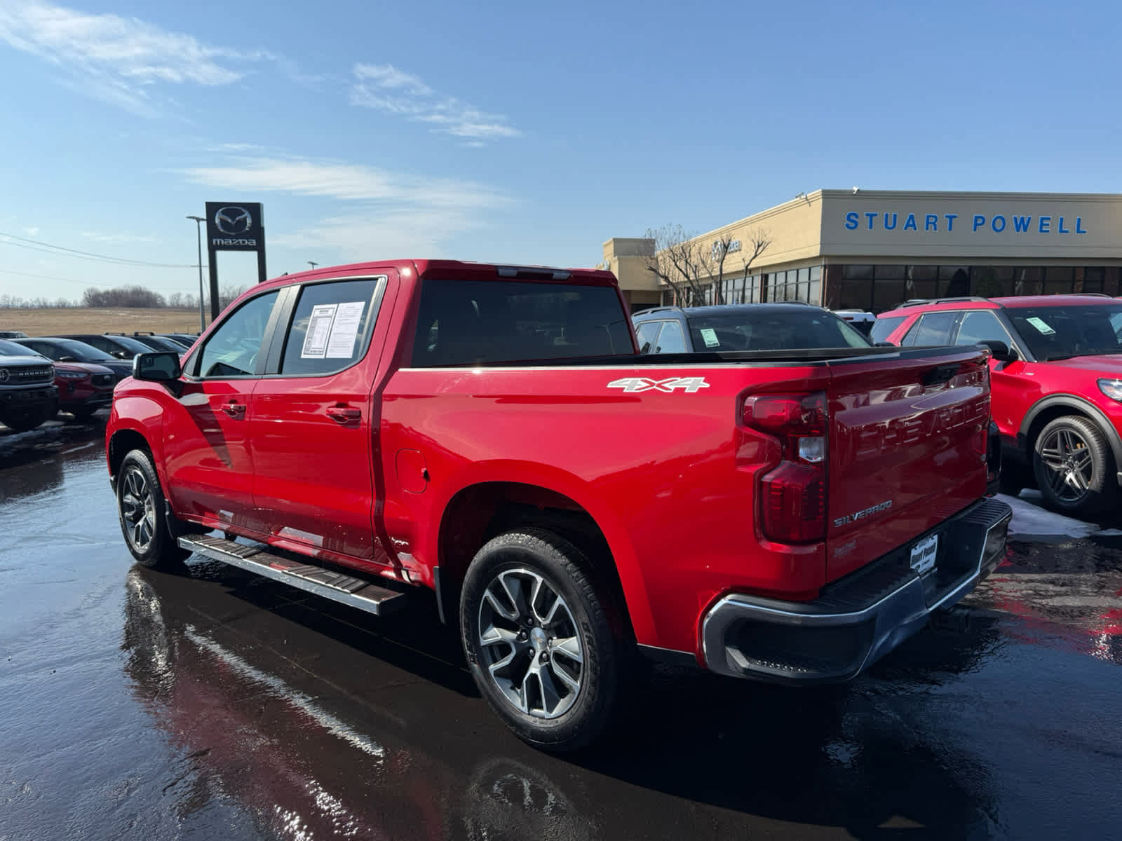 Used 2023 Chevrolet Silverado 1500 LT image 24