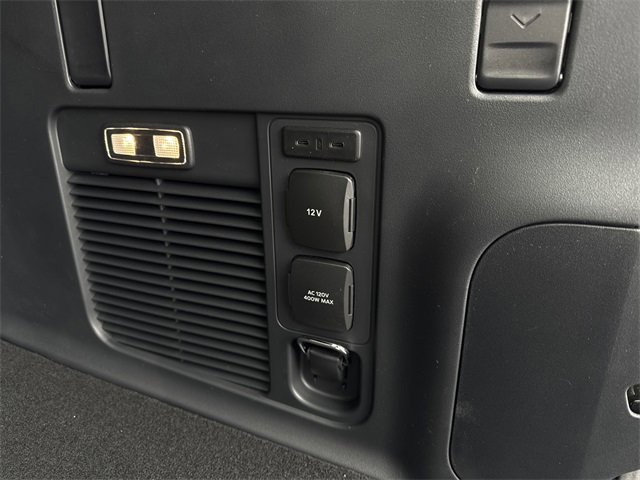 New 2025 Lincoln Navigator L Reserve w/ Jet Appearance Package image 18