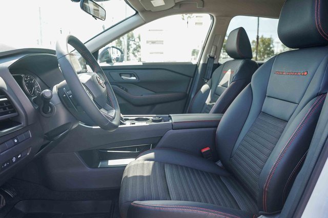 New 2026 Nissan Rogue SV image 18