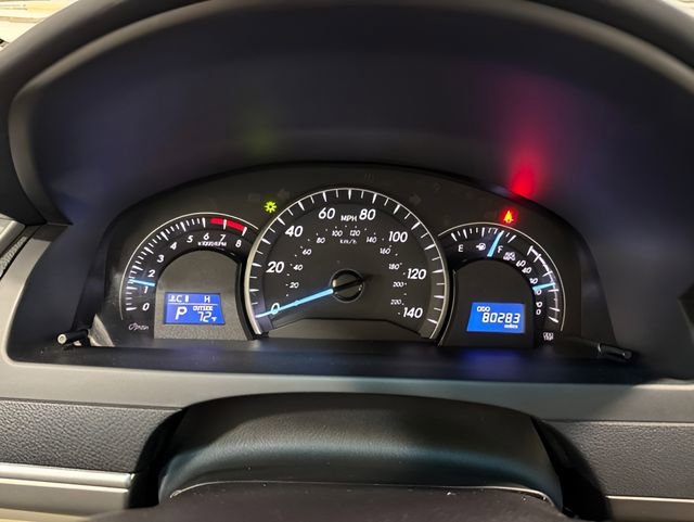 Used 2014 Toyota Camry LE FWD image 16