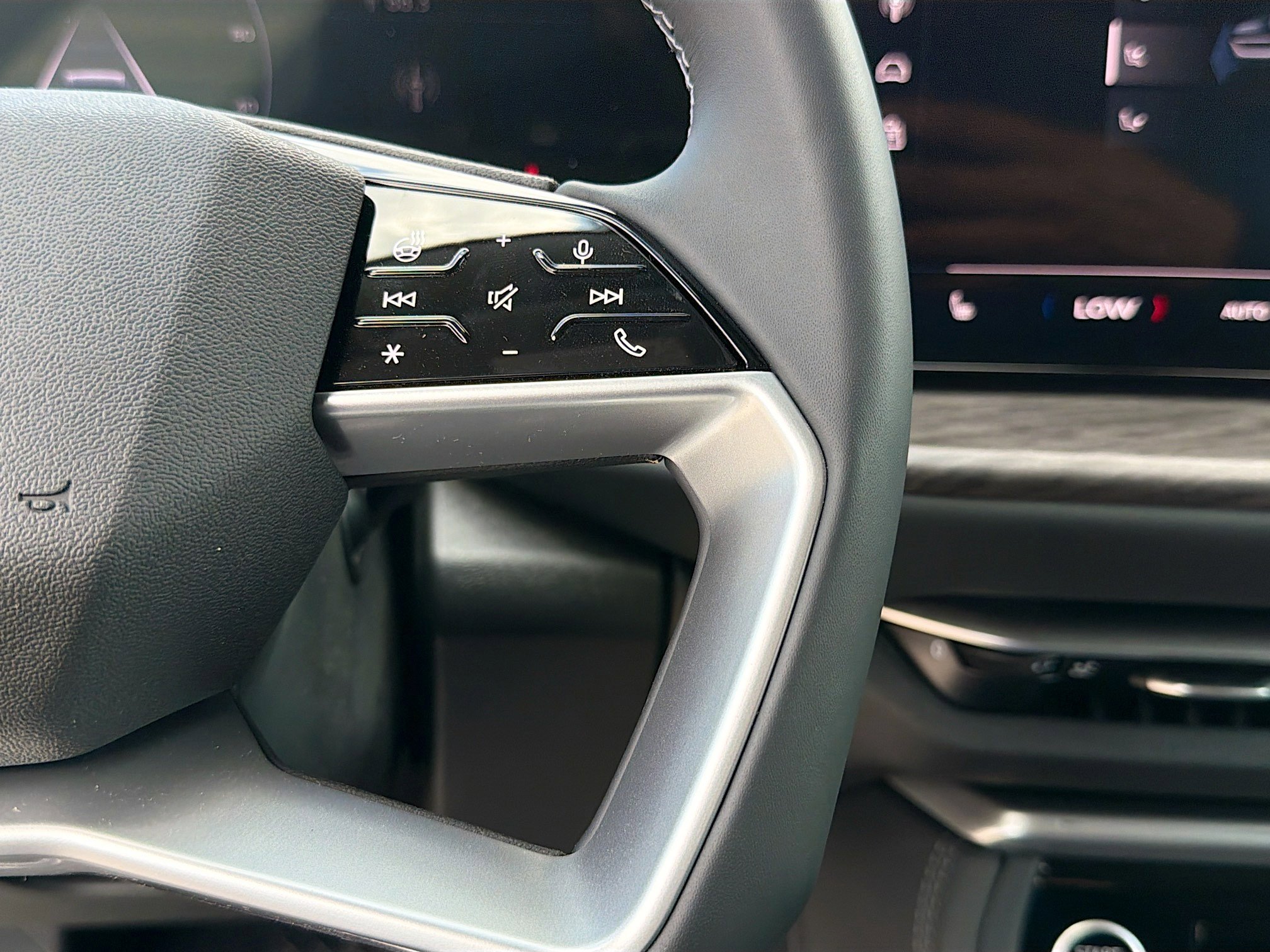 New 2025 Audi Q5 Premium image 38