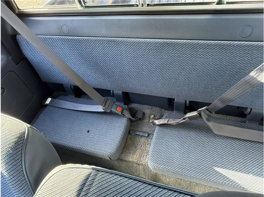 Used 1994 Toyota Pickup DX RWD image 10