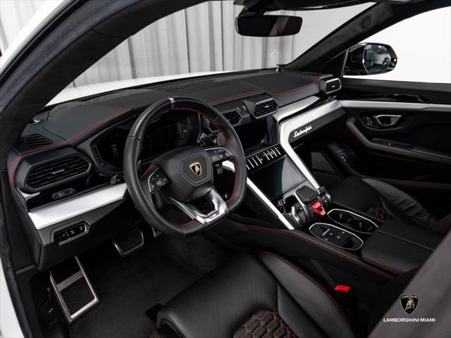 Used 2019 Lamborghini Urus AWD/4WD image 29
