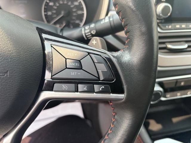 Used 2023 Nissan Altima 2.5 SR FWD image 18