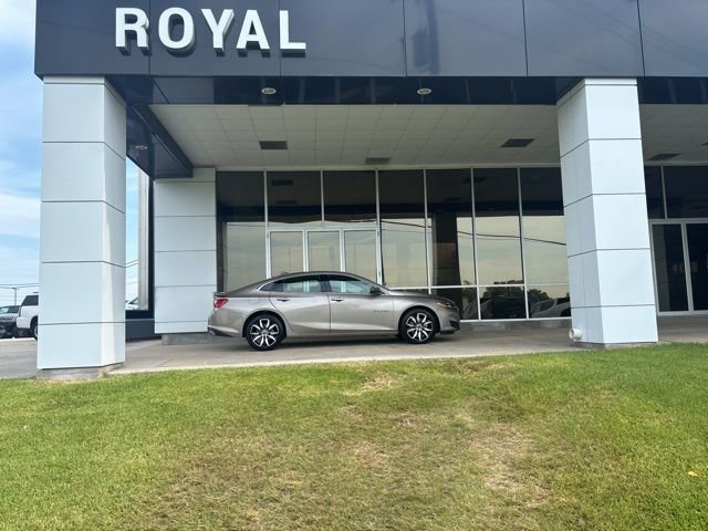 Used 2025 Chevrolet Malibu RS w/ LPO, Floor Liner Package