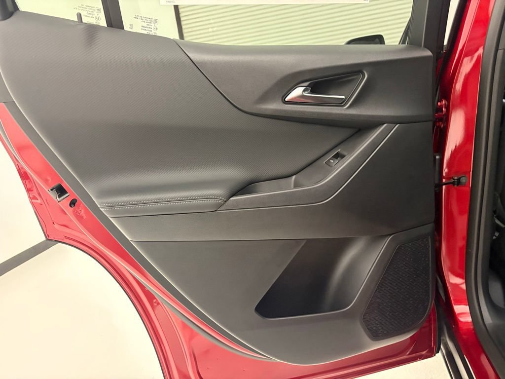 New 2026 Chevrolet Equinox LT FWD image 28