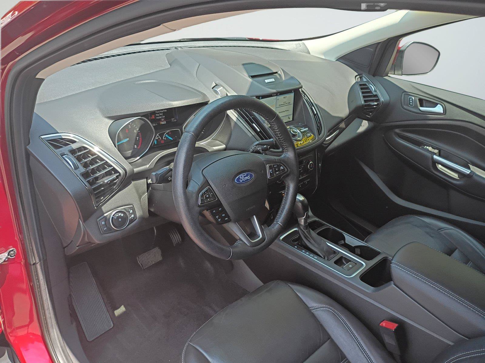 Used 2017 Ford Escape Titanium AWD/4WD image 10