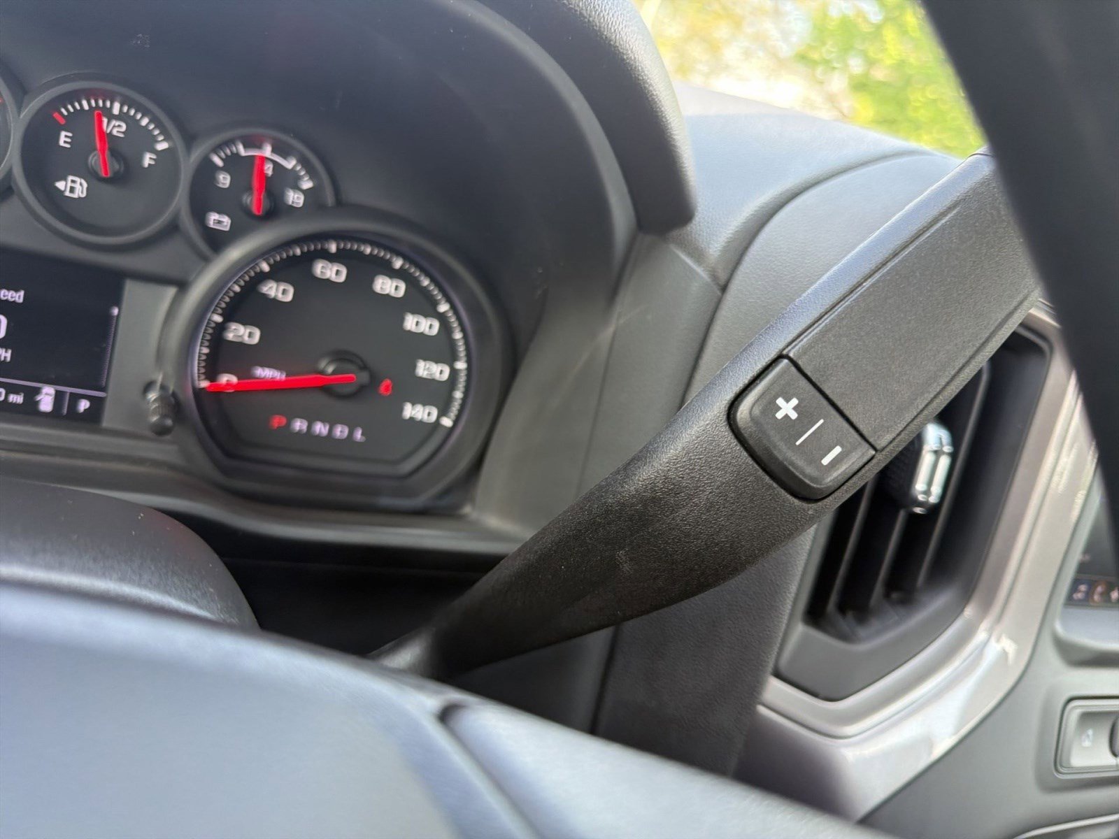 Used 2025 Chevrolet Silverado 1500 W/T RWD image 28