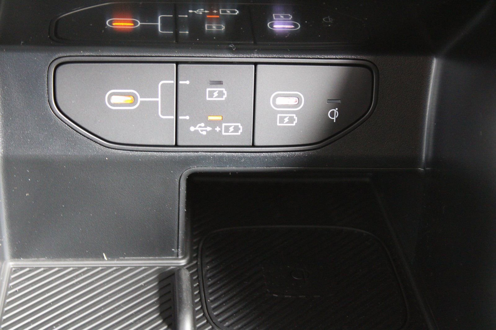 New 2026 Kia Sorento S w/ S Panoramic Sunroof Package image 37