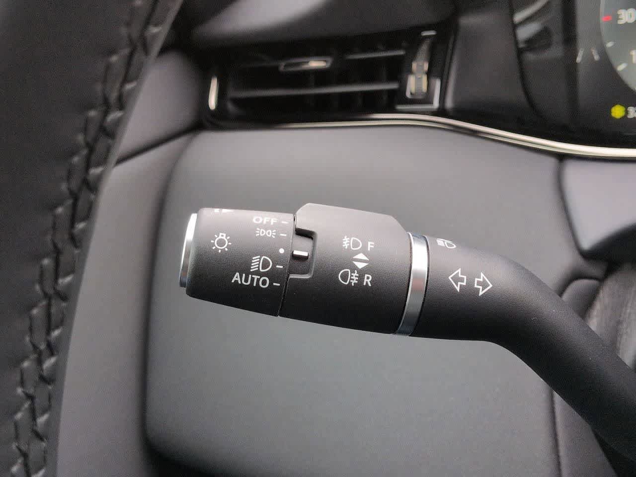 Certified 2025 Land Rover Range Rover Evoque S image 28