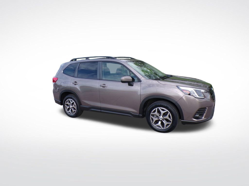 Used 2022 Subaru Forester Premium AWD/4WD image 8