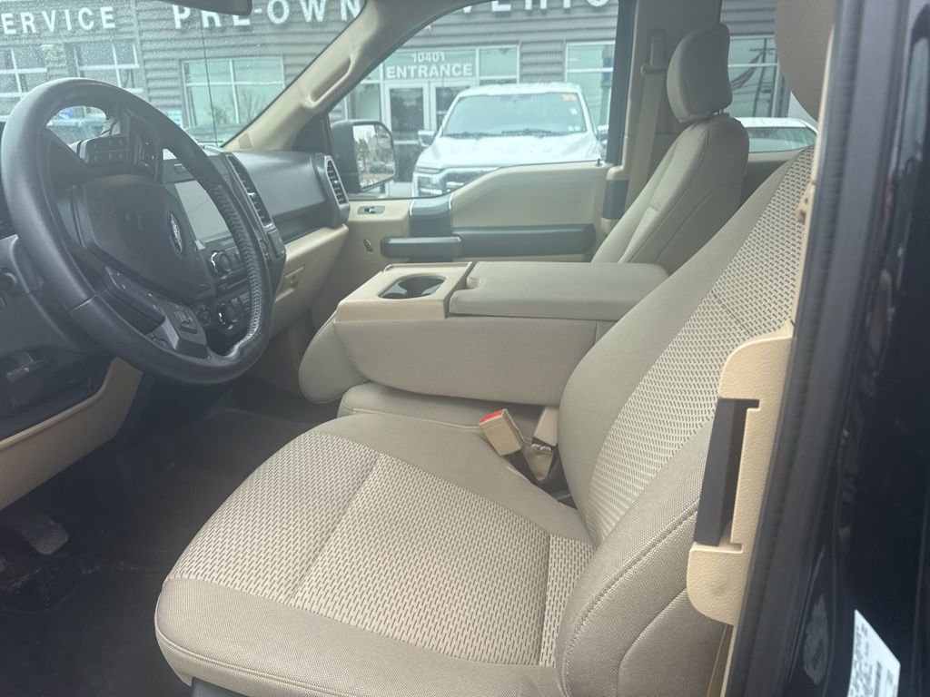 Used 2018 Ford F150 XLT w/ Equipment Group 302A Luxury AWD/4WD image 11