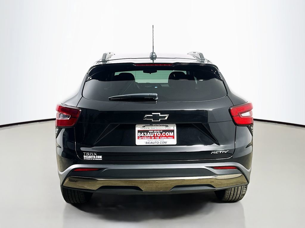 Used 2025 Chevrolet Trax ACTIV image 6